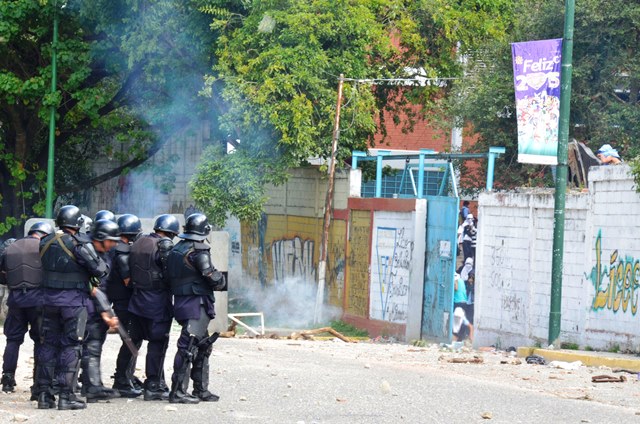 No existe autoridad que frene los disturbios en la Bolívar