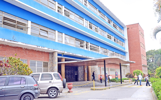 Robaron 31 computadoras en el liceo Julio Rosales