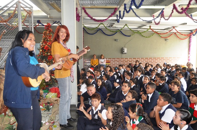 La Navidad tomó las escuelas