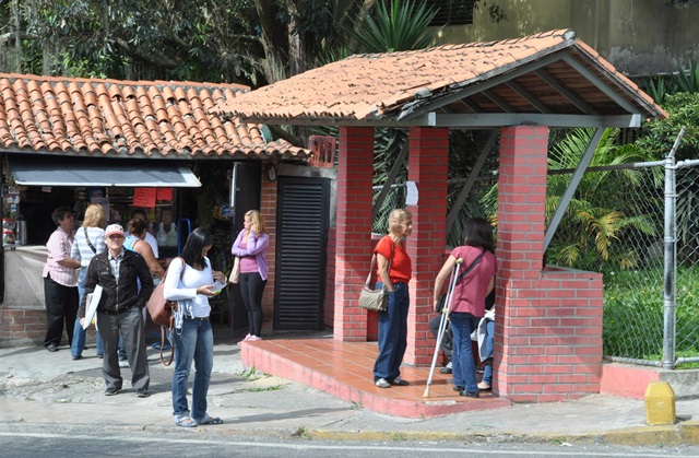 En Ramo Verde pasan trabajo por el transporte