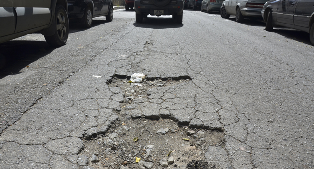 Cráteres por doquier en  Los Nuevos Teques