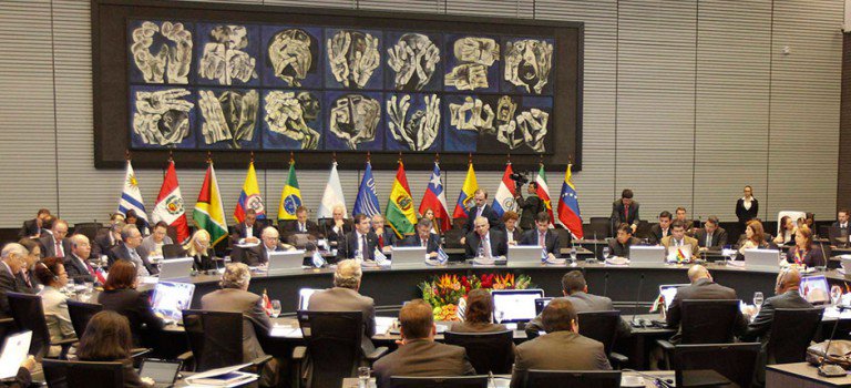 Unasur pide a EEUU derogar declaración de amenaza sobre Venezuela