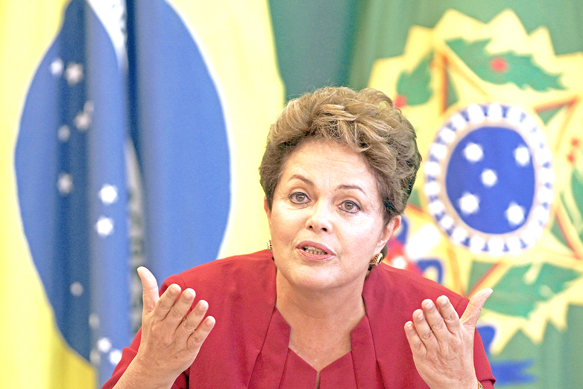 Rousseff: En democracia se respeta la voz de las calles