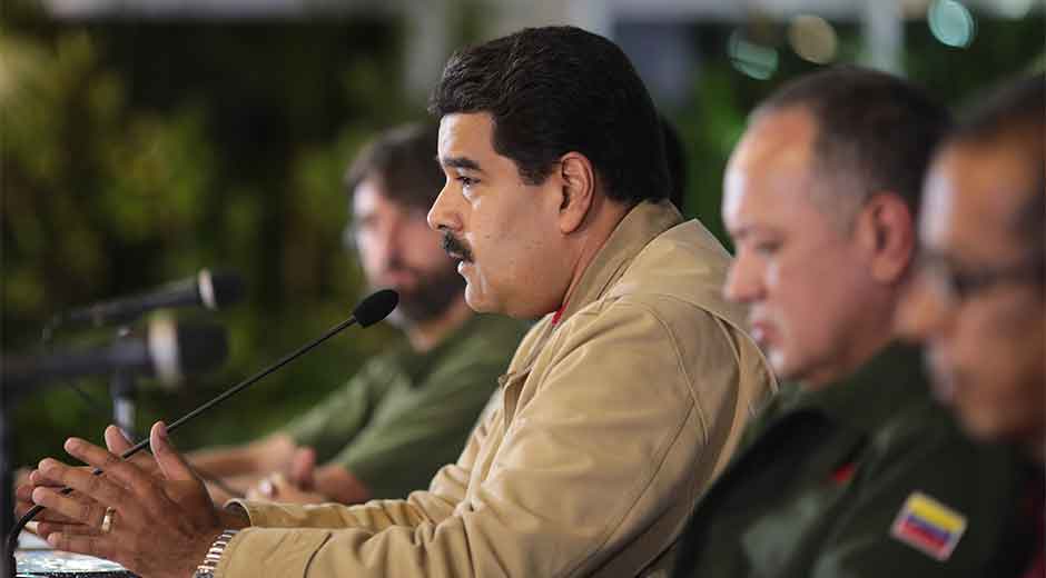 Maduro: Tenemos 4 millones 500 mil firmas en contra del decreto