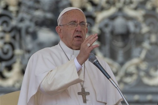 Papa Francisco pidió ayuda, apoyo y oraciones para víctimas del terremoto en Nepal