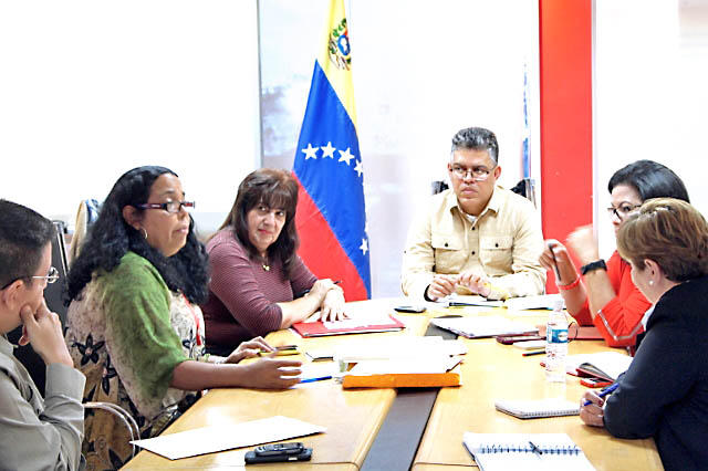 Jaua activa Estado Mayor  de la Salud en Miranda