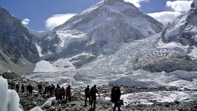 Terremoto en Nepal también desató avalancha mortal en el Everest