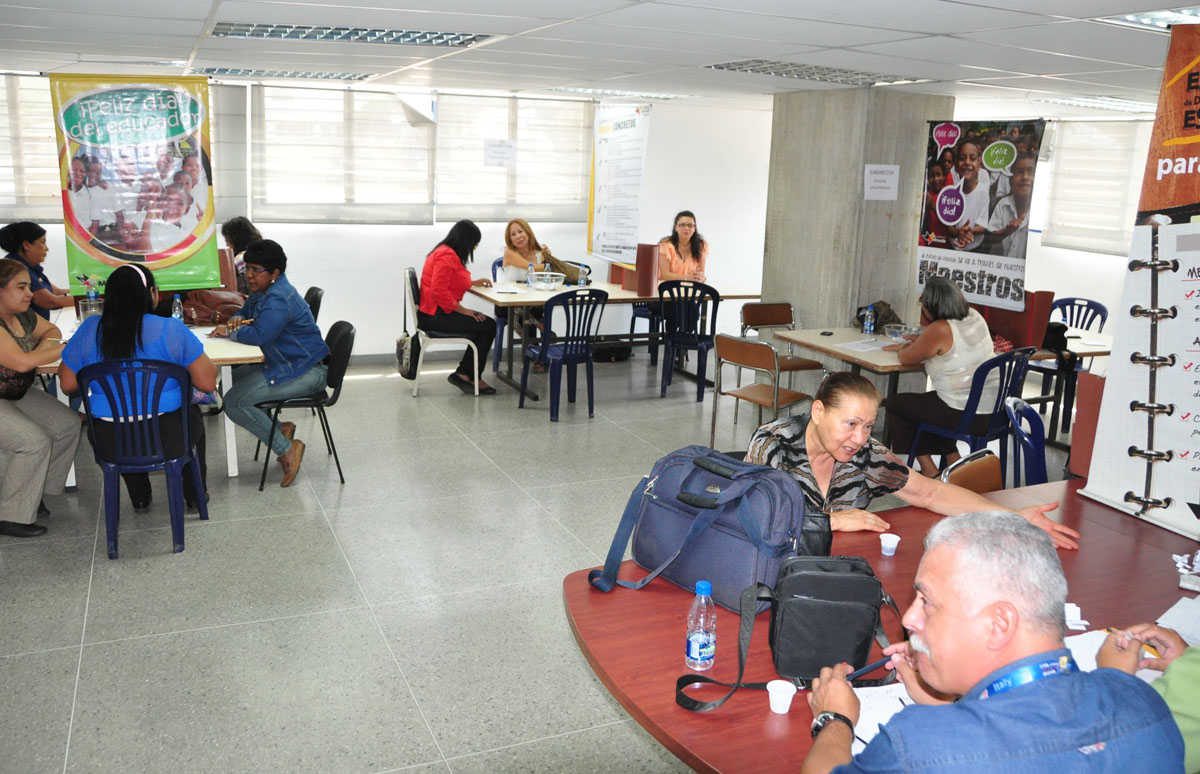 194 docentes continúan proceso  de concurso de ascenso