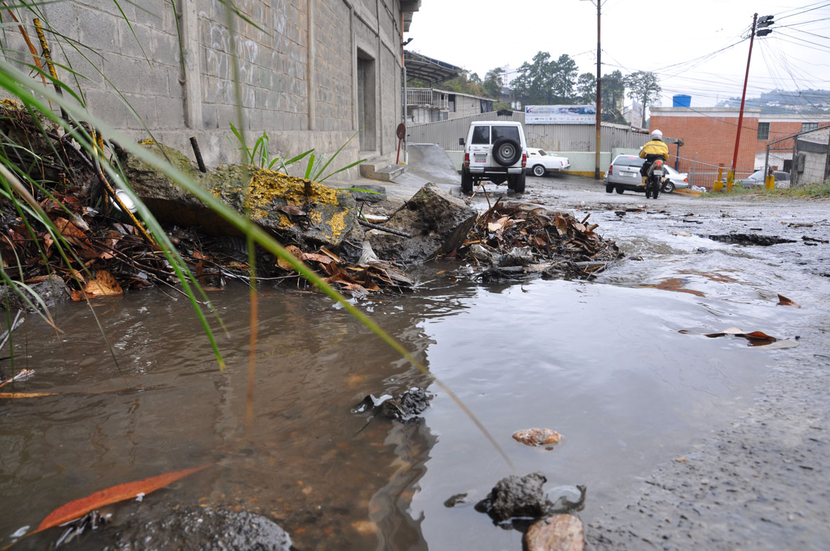 Emergencia en la Zona Industrial de Las Minas