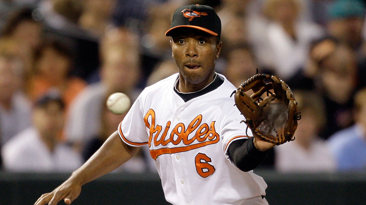 Melvin Mora elegido al Salón de la Fama de los Orioles