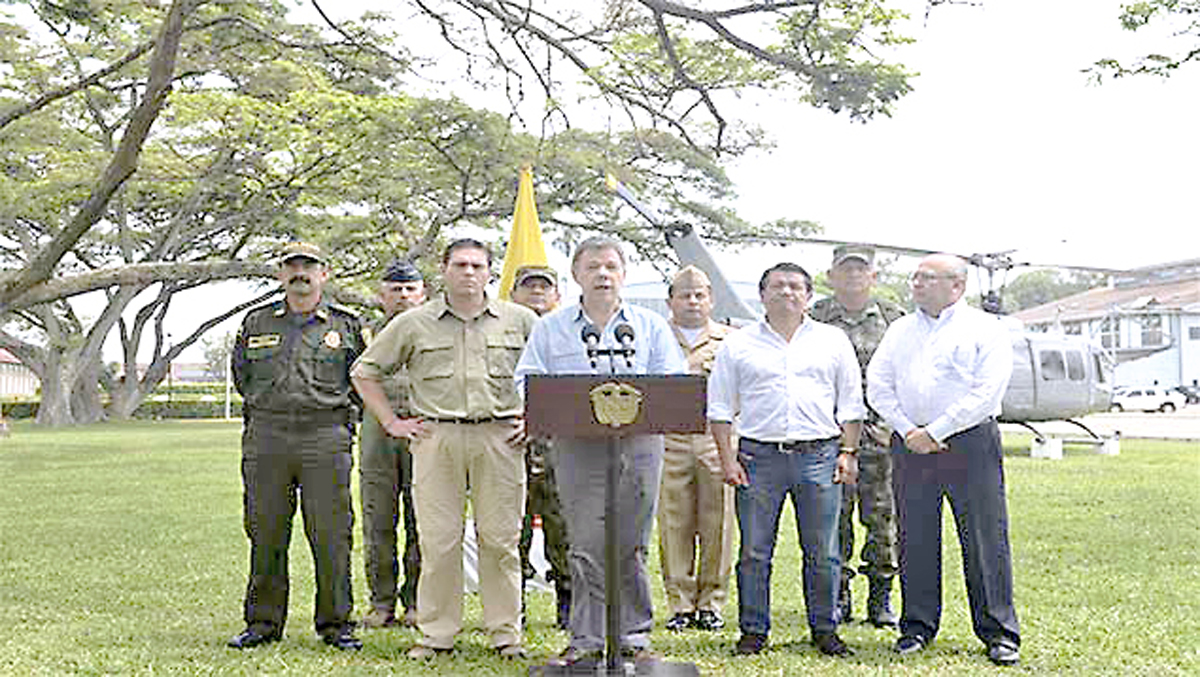 Santos exige poner plazo a proceso de paz con las FARC