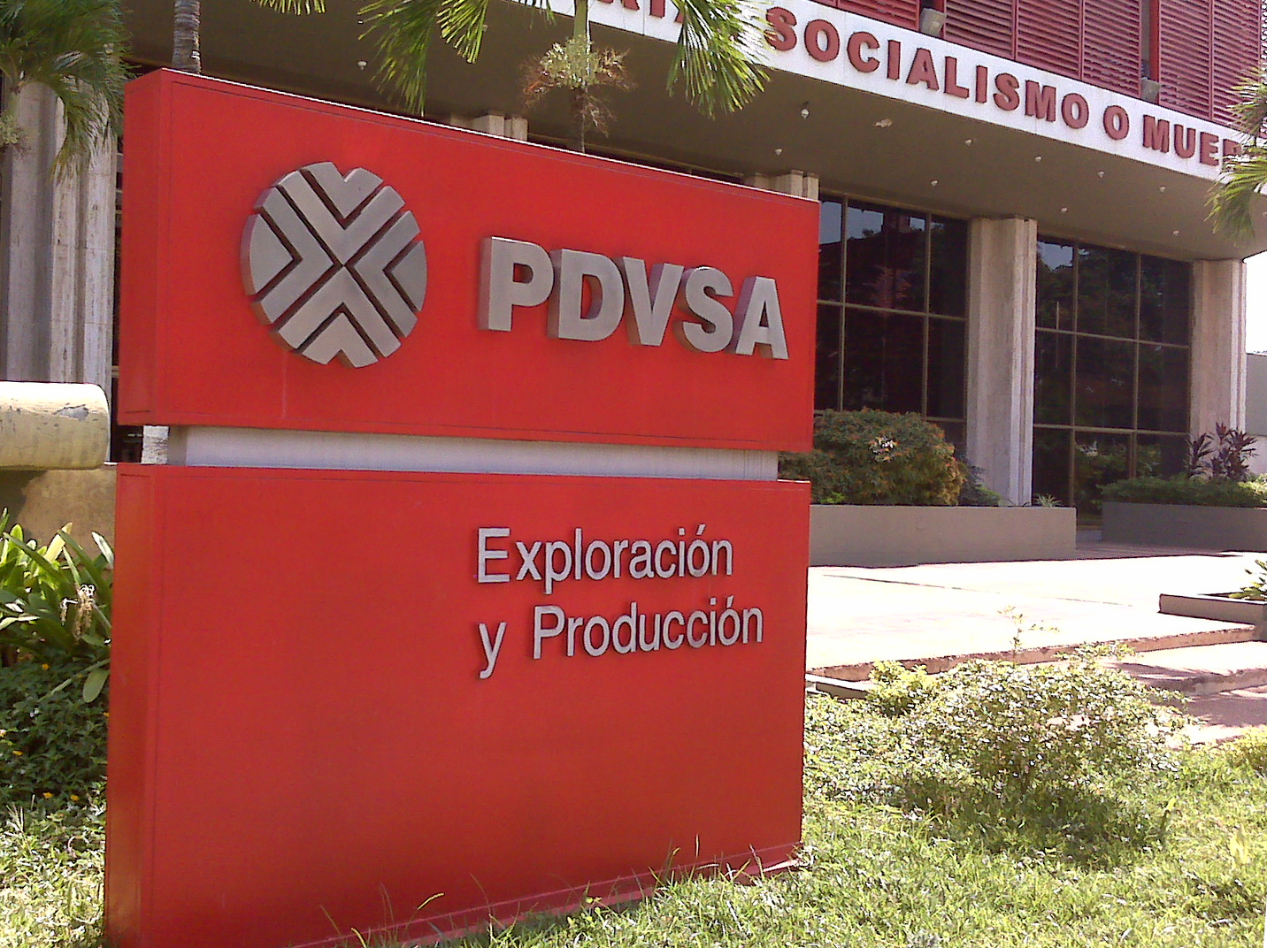Pdvsa pagará intereses Petrobonos 2015 y 2016