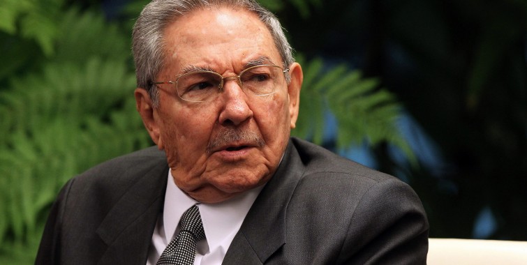 Raúl Castro se reunirá este domingo con el papa Francisco