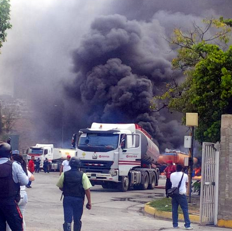 Explosión en planta de llenado de Pdvsa en Catia La Mar