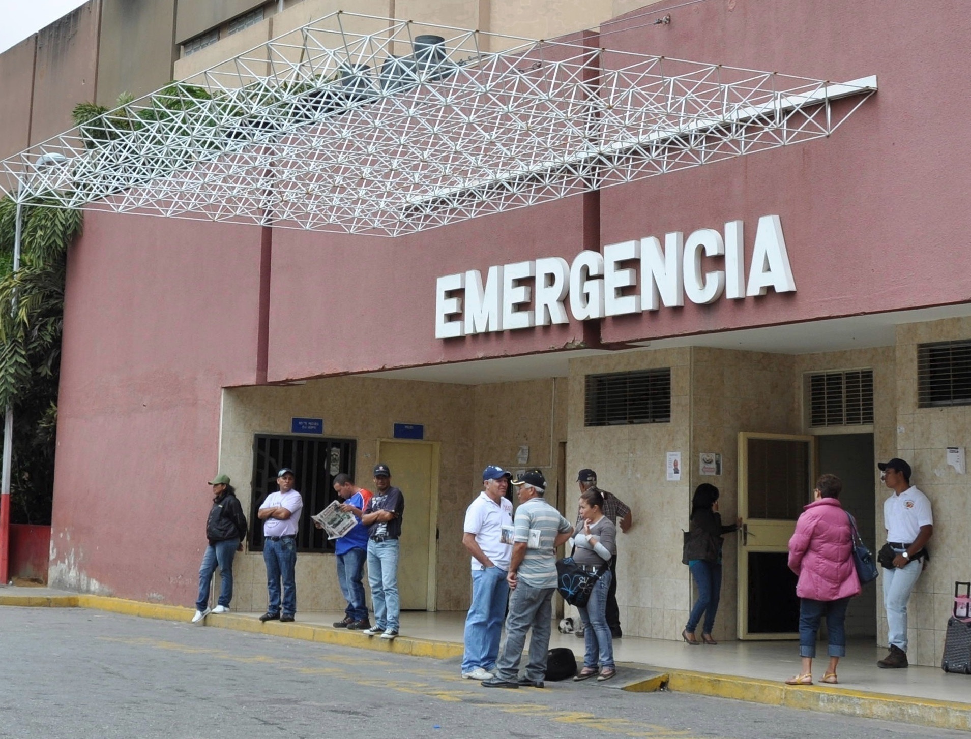 Persiste inseguridad en el hospital Victorino Santaella