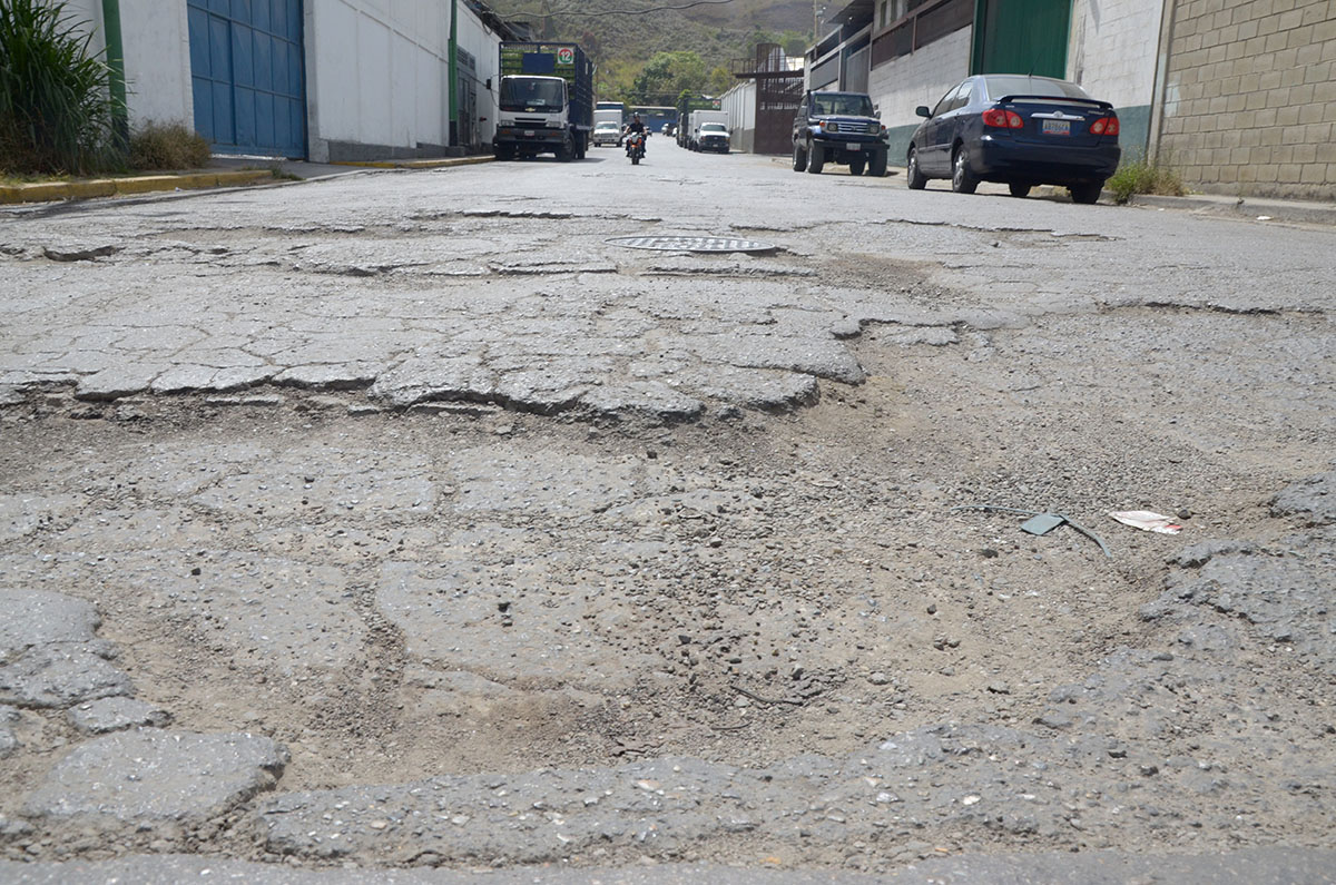 Vialidad e inseguridad problemas de  nunca acabar en la Zona Industrial