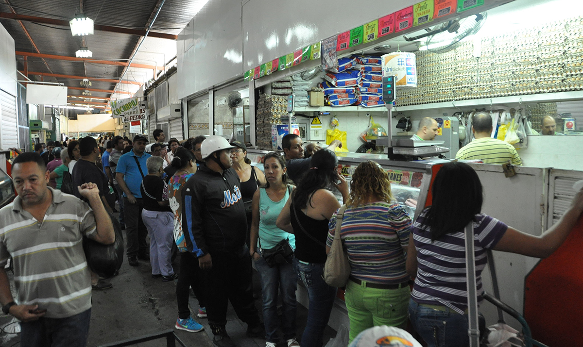 Seguirán vendiendo carne regulada en el Mercado El Paso