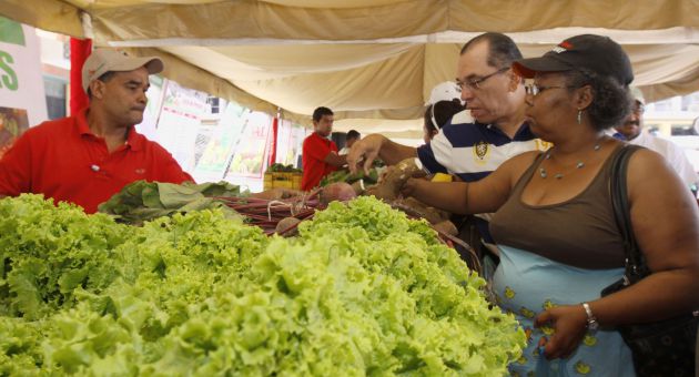 Ferias Agrícolas llevan el alimento del productor al pueblo en Altos Mirandinos