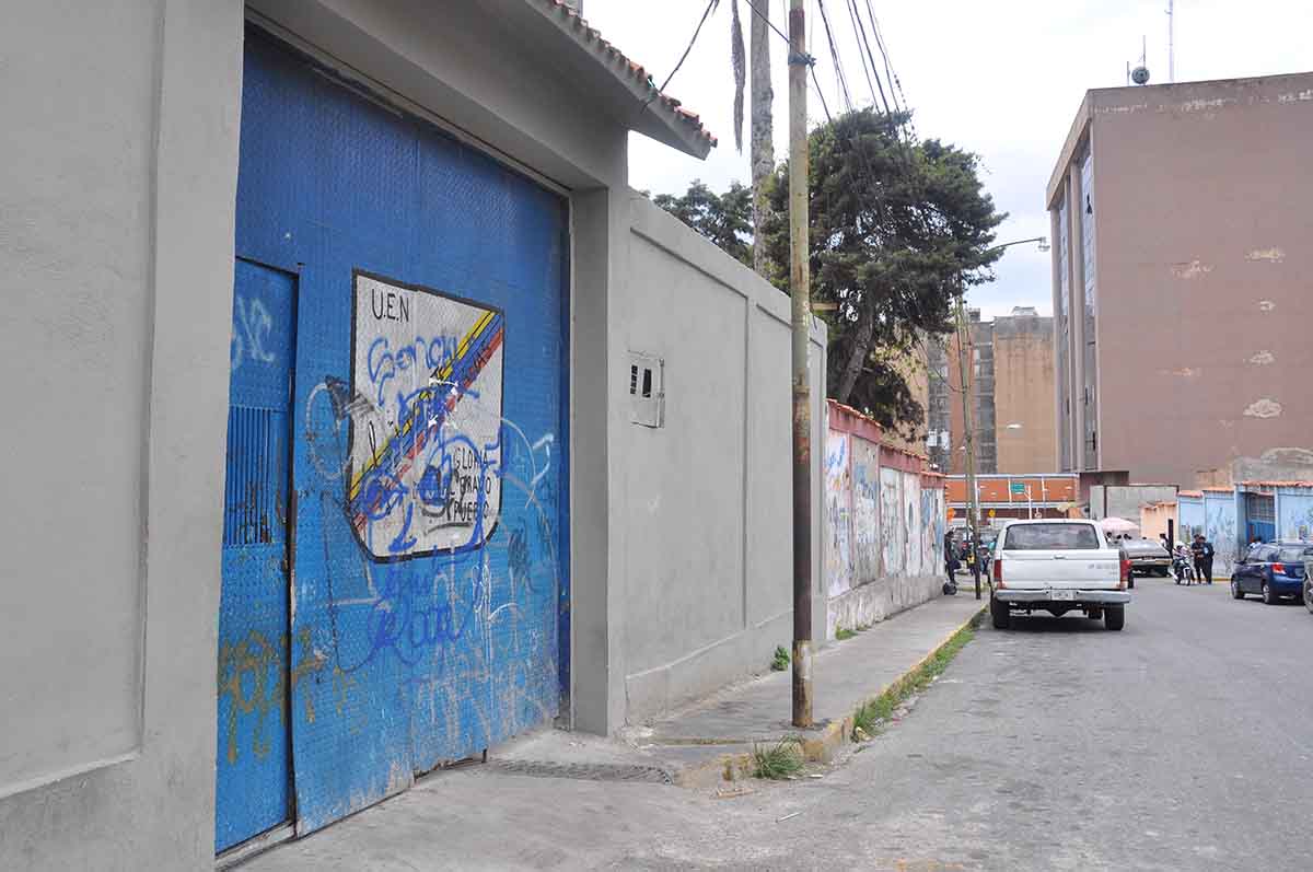Denuncian robo en cantina del Vicente Salias