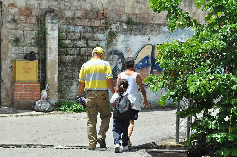 Una eternidad se tardan buses en Quebrada de la Virgen