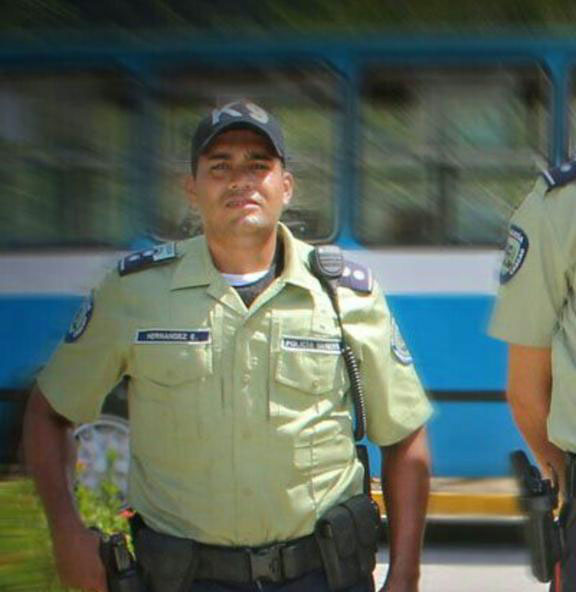 Ultimado funcionario de Polichacao  en Plaza Venezuela