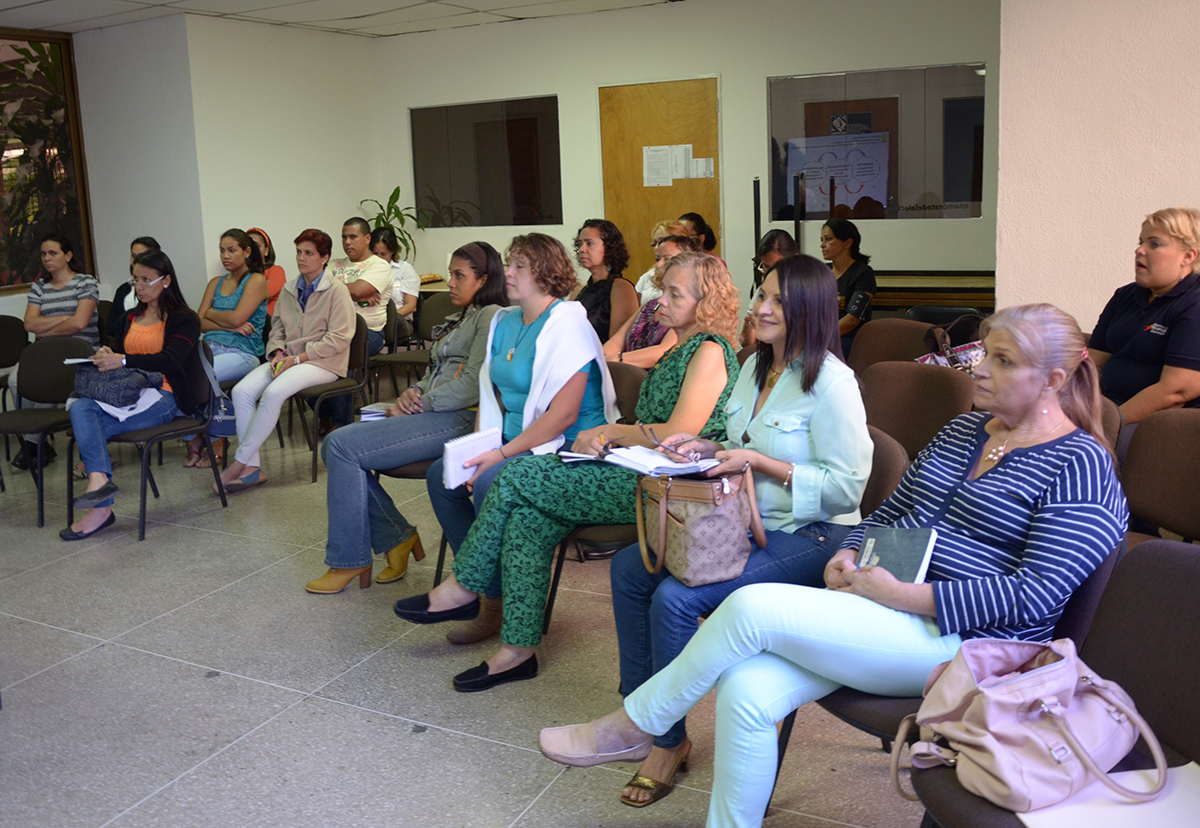 Biblioteca Cecilio Acosta realizó un taller para emprendedores