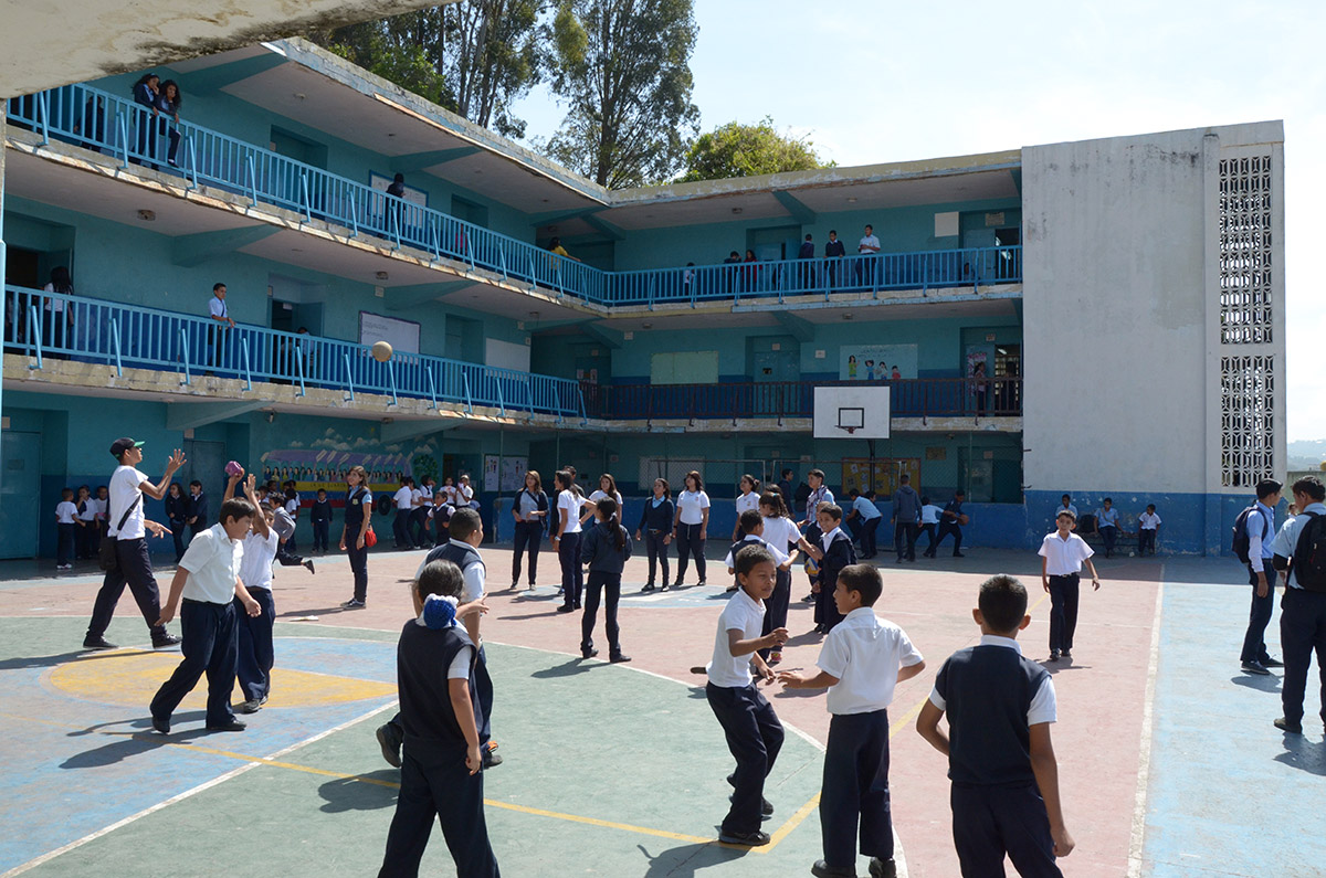 270 niños reubicados en el Guarenas reciben clases con normalidad