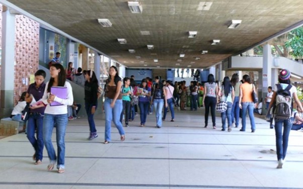 SNI asignó 15.829 cupos a estudiantes de todo el país