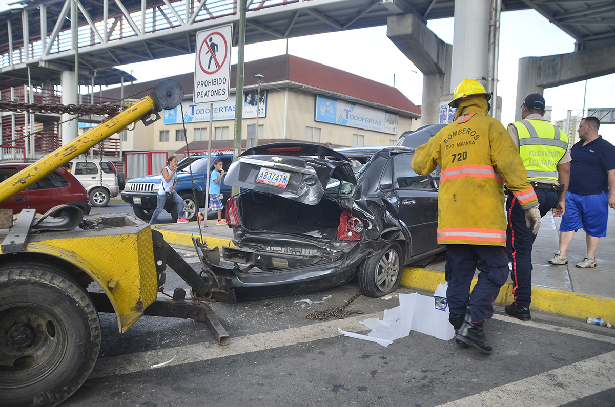 Choque en la Panamericana dejó tres heridos