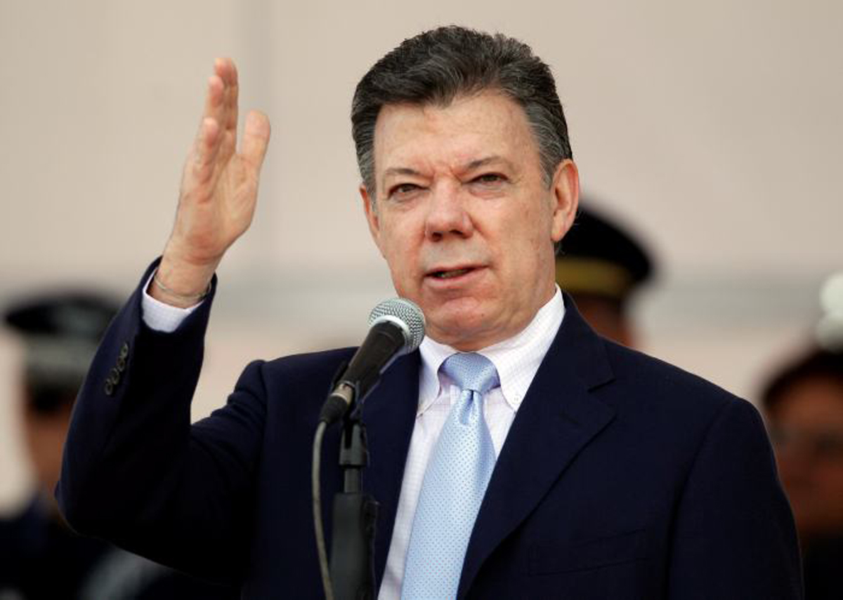 Juan Manuel Santos inicia gira europea