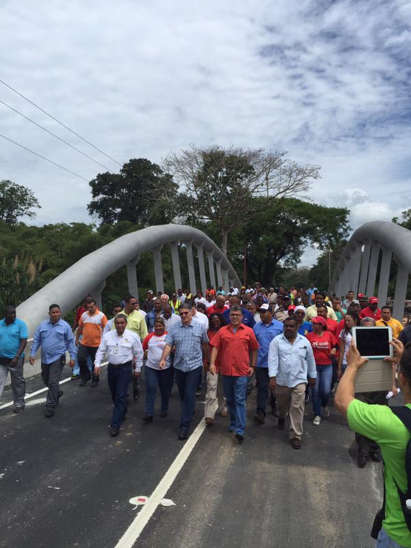 Inaugurado puente El Samán en carretera a oriente