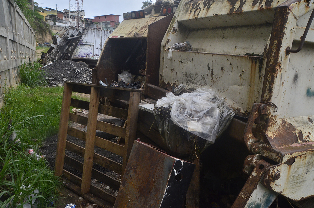 Alcaldía de Carrizal tiene luz verde  para vender camiones chatarras