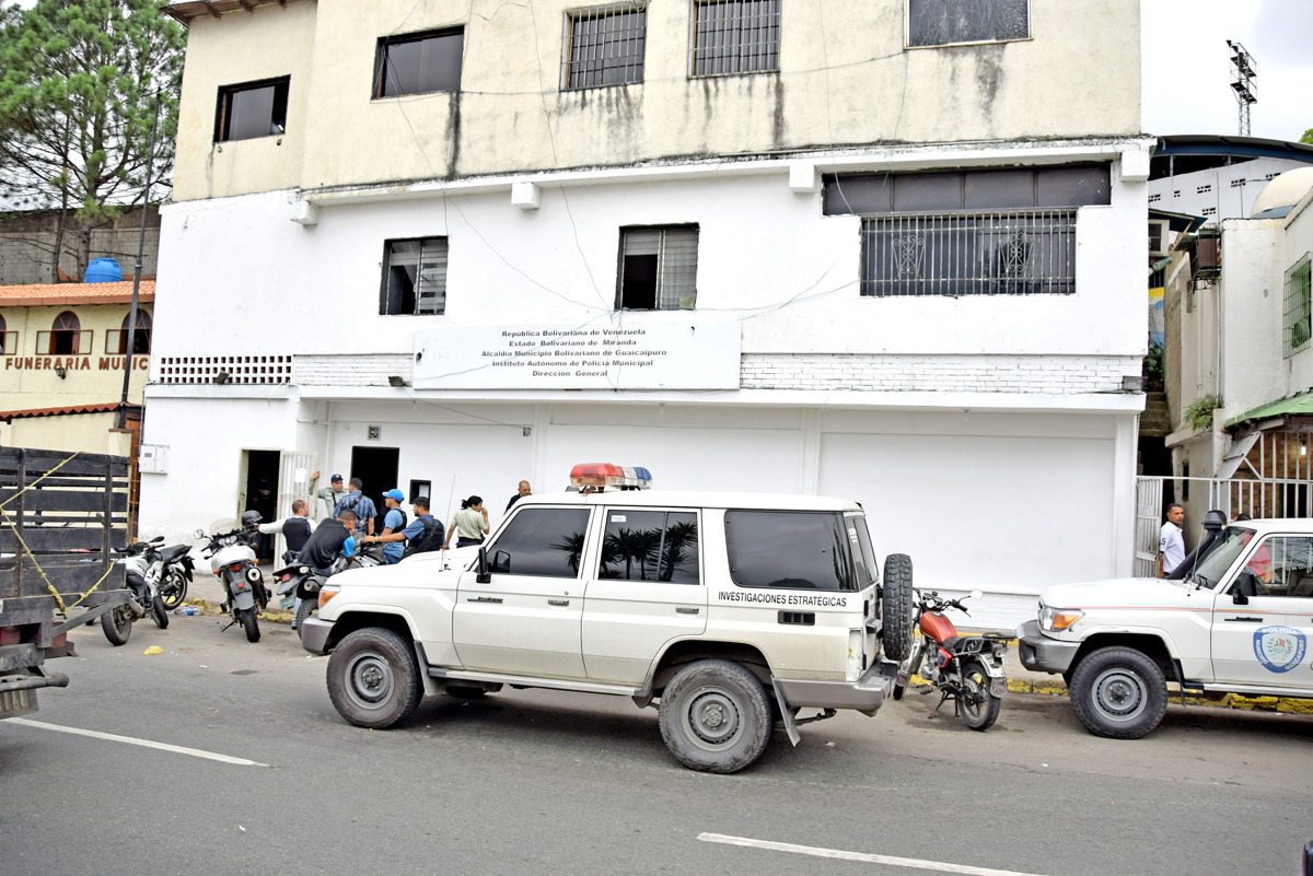 Decomisan dos chuzos durante requisa en Poliguaicaipuro