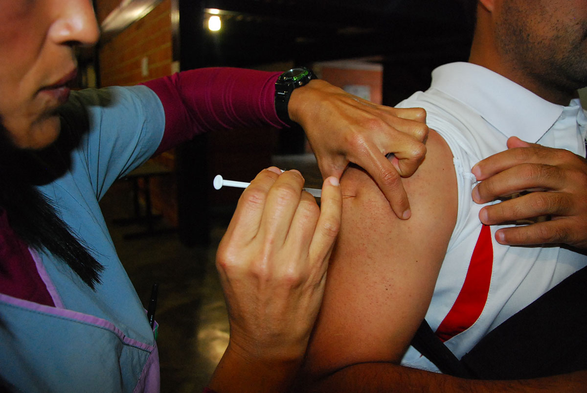 Realizaron Jornada de vacunación en el Palacio del Deporte
