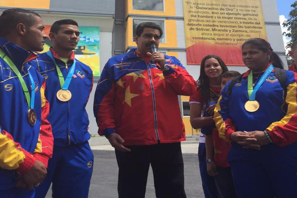 Maduro otorgó Orden Libertadores a medallistas Panamericanos