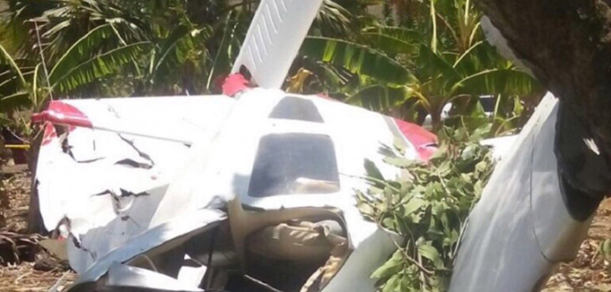 Tres muertos tras estrellarse avioneta en Dominicana
