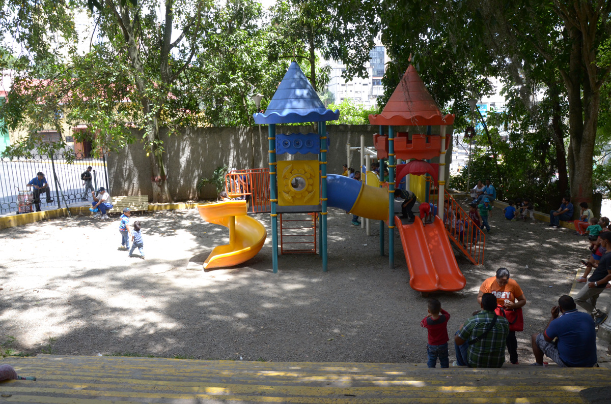 Piden seguridad y mantenimiento para parques tequeños