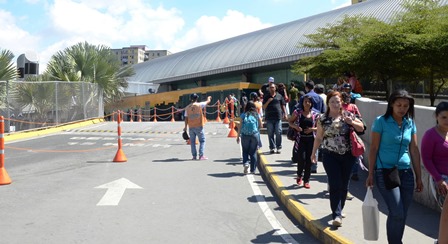 Hoy el Metro prestará servicio  comercial hasta las 11:00 pm