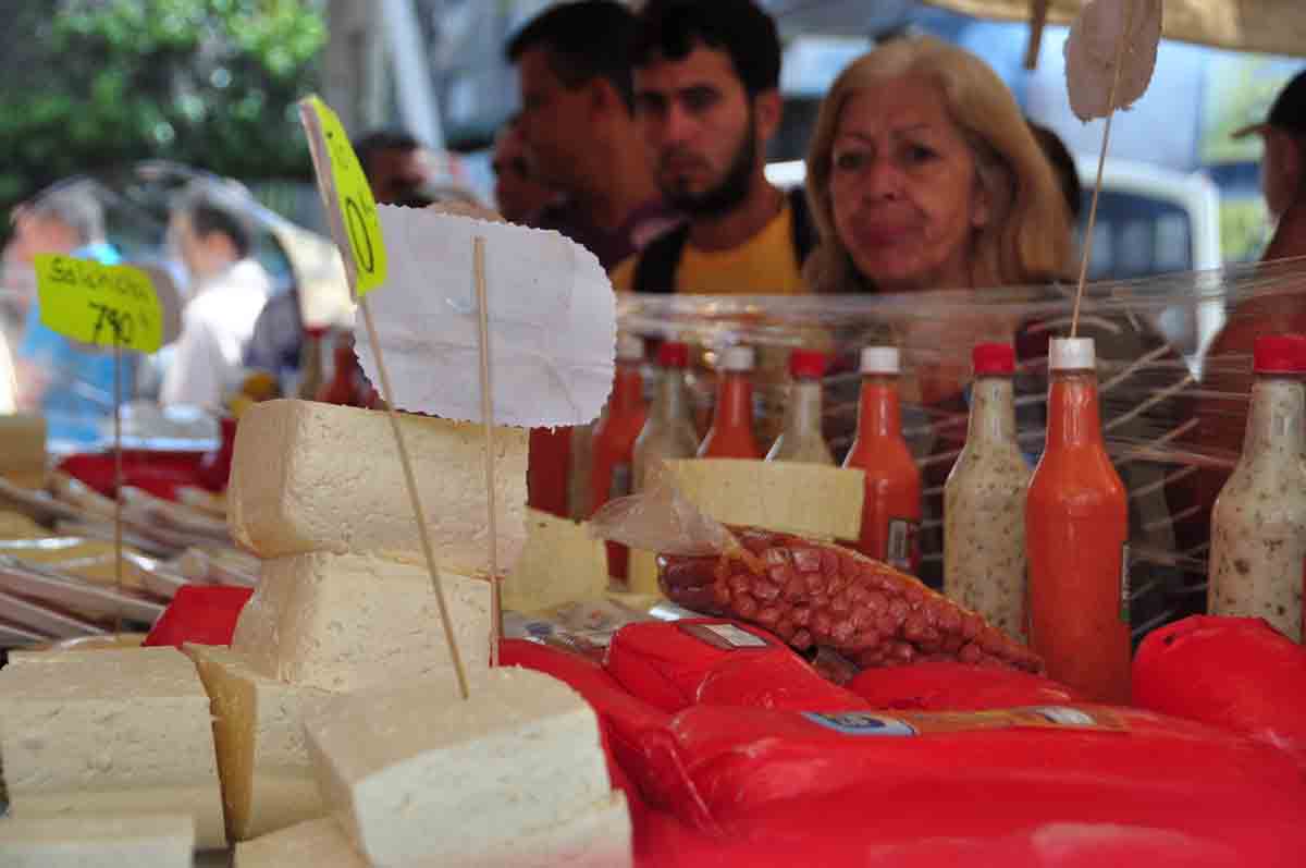 Feria Agrícola de la Alcaldía representa un respiro