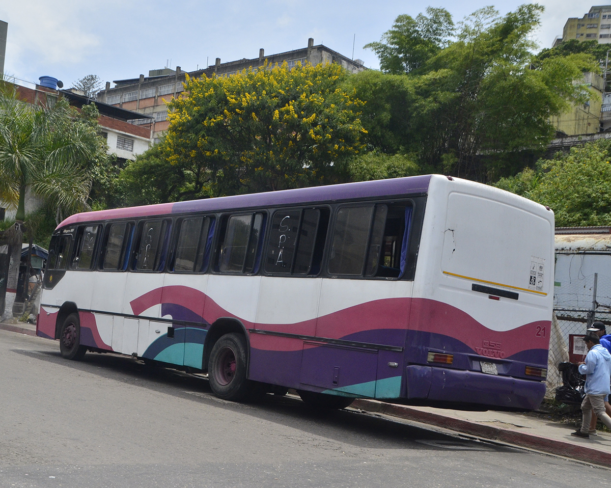 Califican de ilegal alza del pasaje Caracas-Los Teques