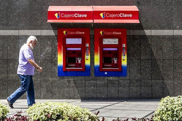 Banco de Venezuela reduce 40% el límite de retiro por cajeros automáticos