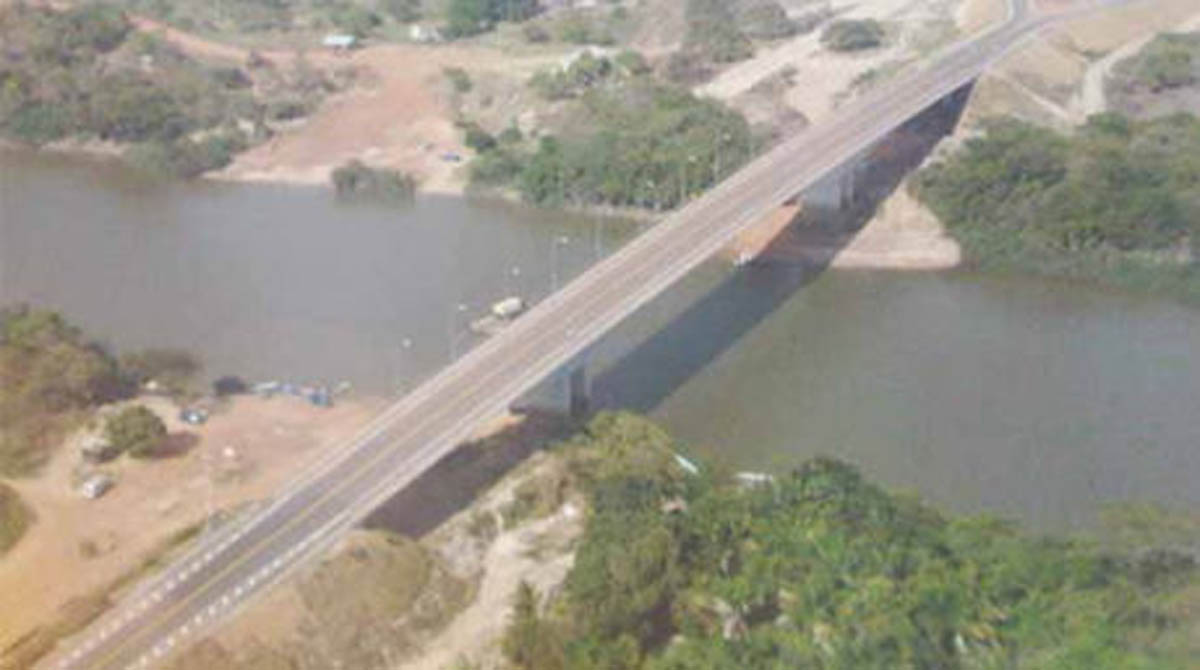 Transnacionales se adueñan de recursos en el Esequibo