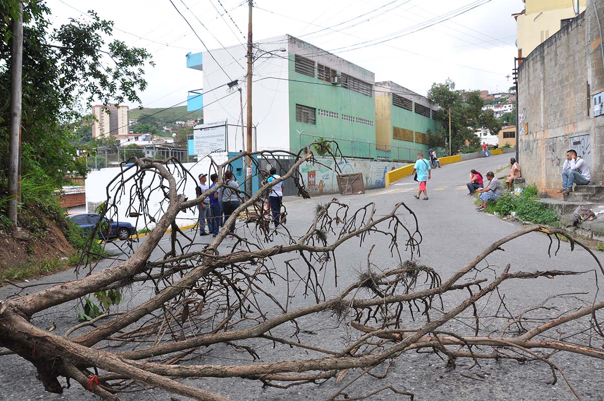 Protestaron por falta de agua en El Trigo