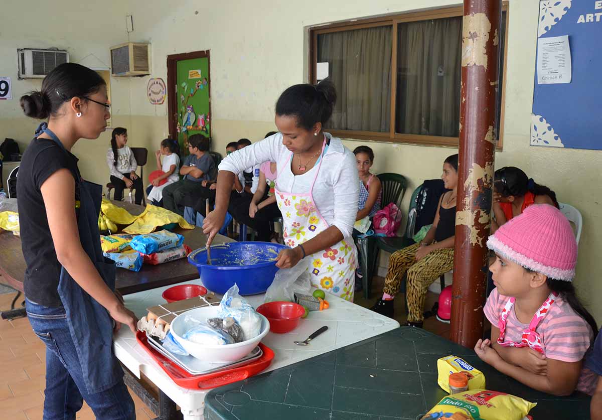 Dictan cursos para niños en Casa del Pueblo