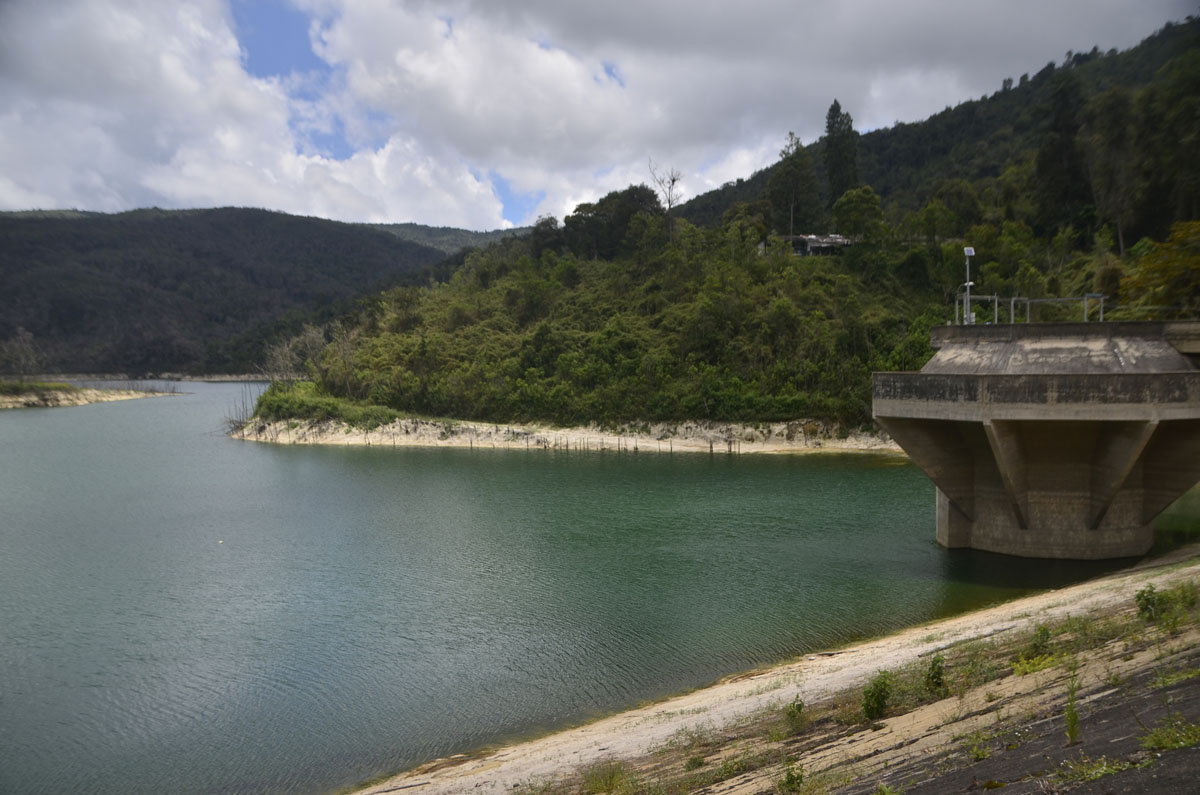 Nivel del dique Agua Fría bajó 12 metros debido a la sequía