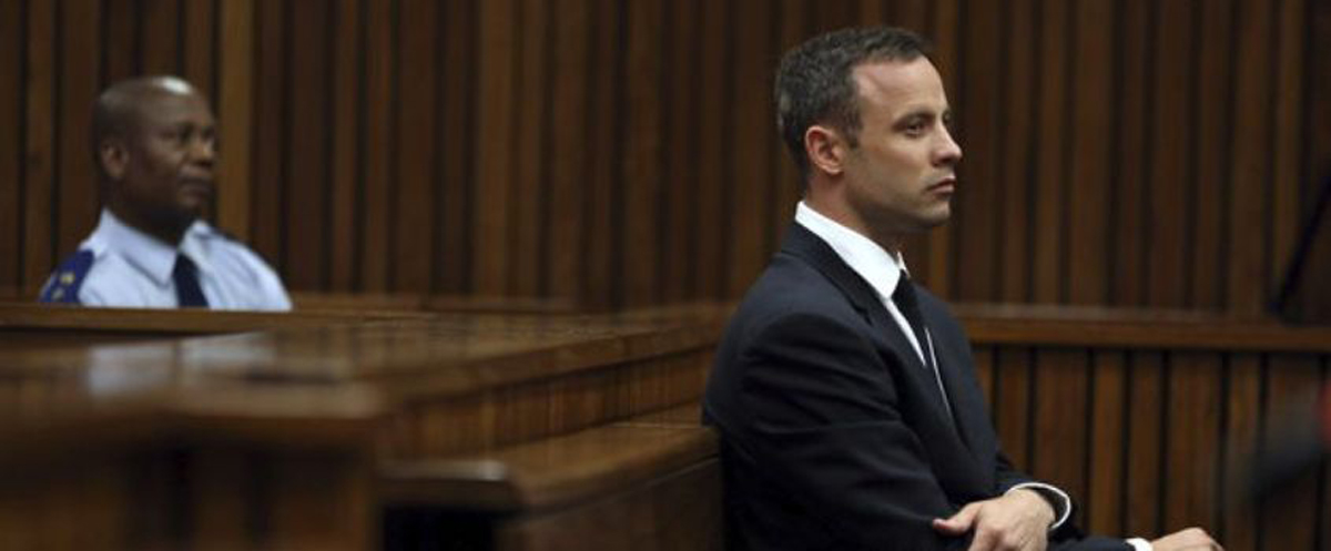 Suspenden libertad condicional a Pistorius