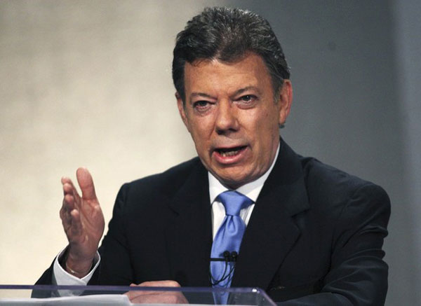 Santos asegura que cierre de frontera favorece a la delincuencia