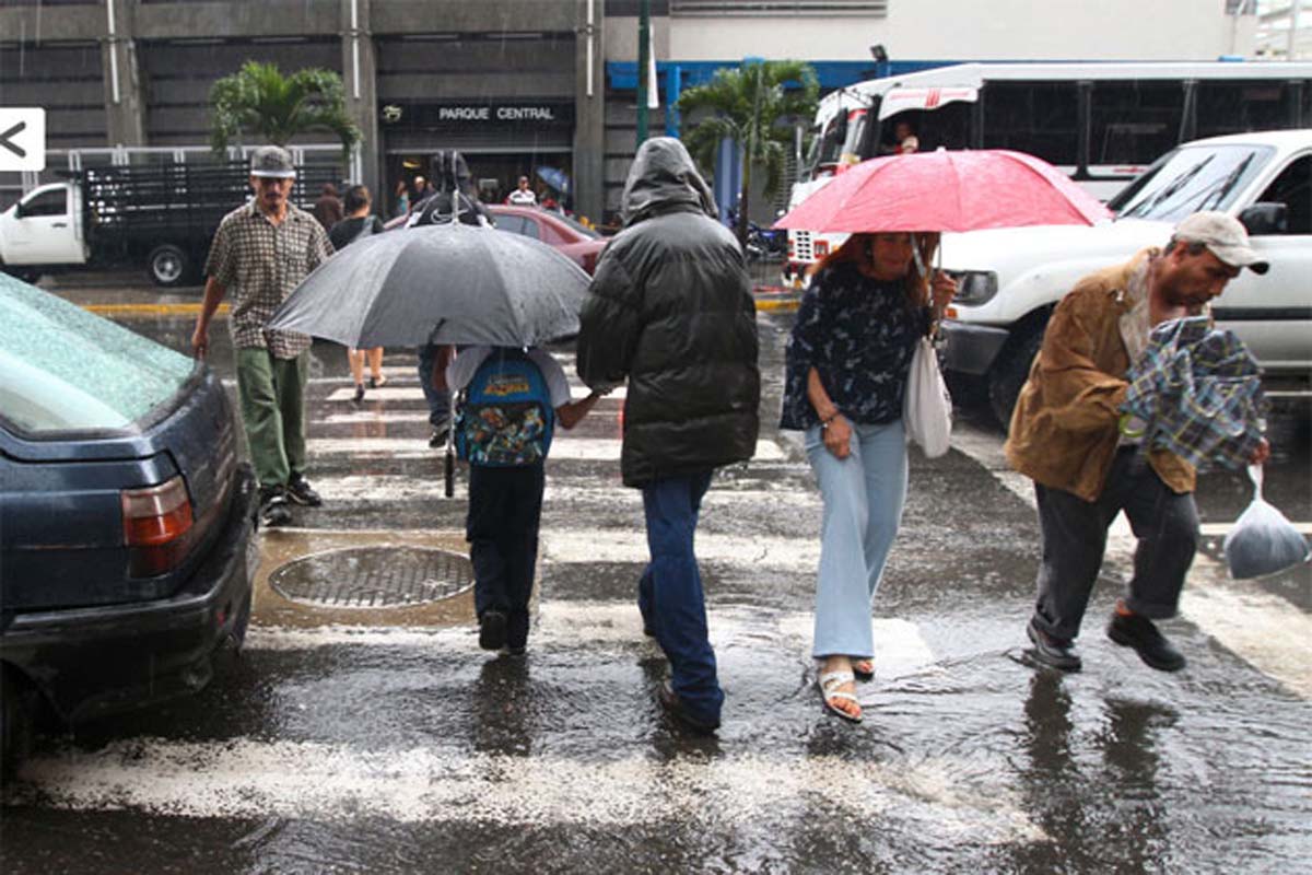 Inameh prevé lluvias dispersas con mayor intensidad