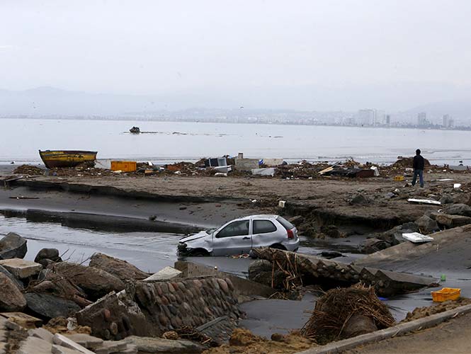 Ascienden a más de 13 mil los damnificados por terremoto en Chile