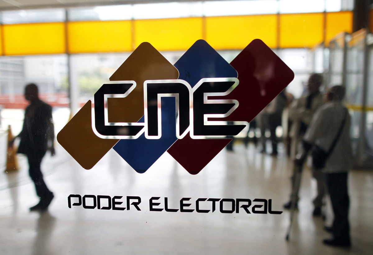 CNE escogerá 83.310 miembros de mesa